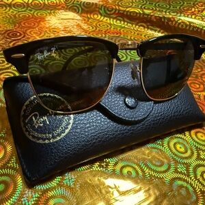 Ray-Ban Black Clubmaster Classic RB3016 Sunglasses with Case